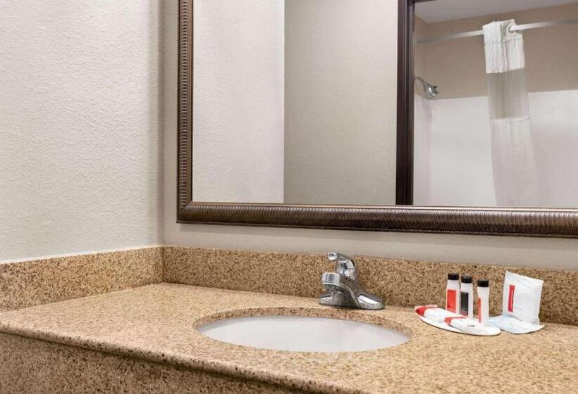 Номер Deluxe Кровать Кинг, Ramada By Wyndham Elizabethtown