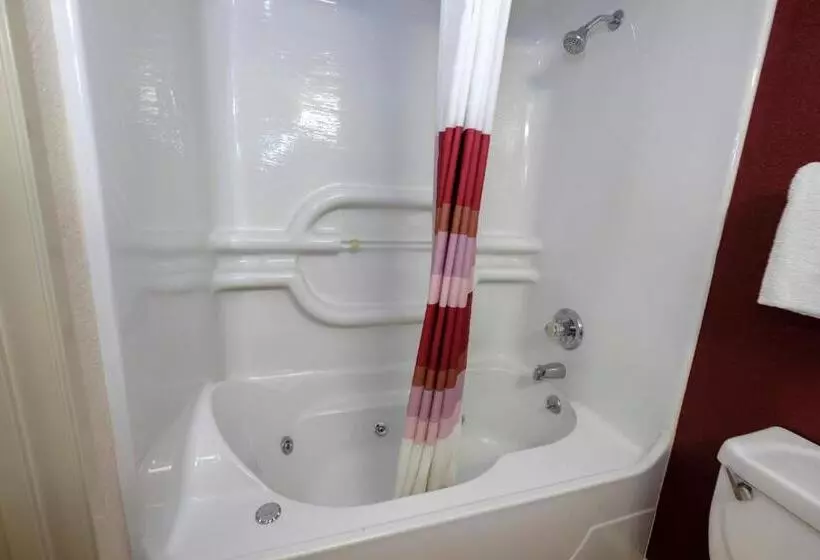 キングサイズベッドのスイートルーム, Red Roof Inn Holton