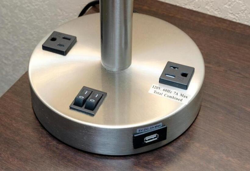 جناح سرير كينج, Red Roof Inn Holton