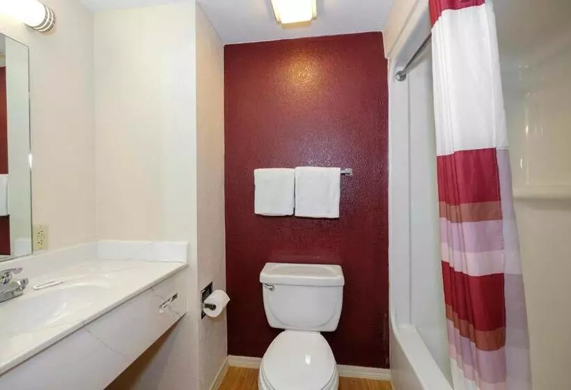 キングサイズベッドのスーペリアルーム, Red Roof Inn Holton