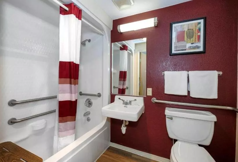 障害者適応デラックスルーム, Red Roof Inn Holton