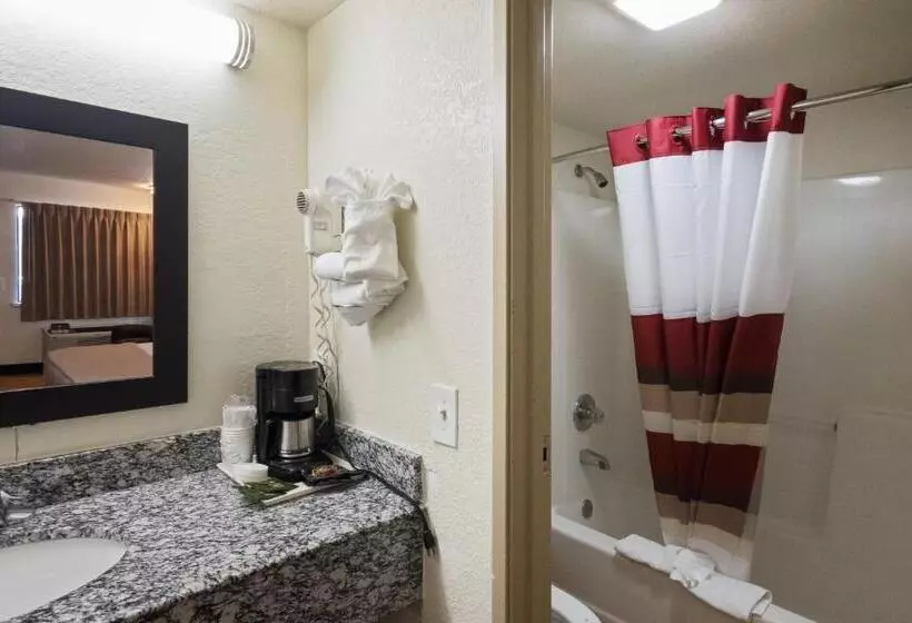 キングサイズベッドのスーペリアルーム, Red Roof Inn Oklahoma Airport I 40 W Fairgrounds