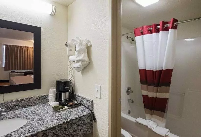デラックスルーム, Red Roof Inn Oklahoma Airport I 40 W Fairgrounds
