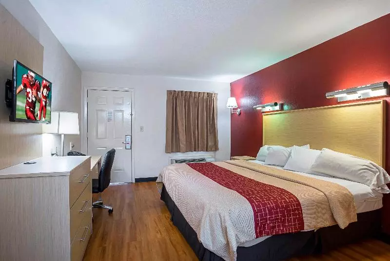 キングサイズベッドのスタンダードルーム, Red Roof Inn West Memphis, Ar