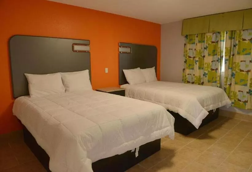 身障者適用スタンダードルーム, Rodeway Inn & Suites Winter Haven Chain Of Lakes
