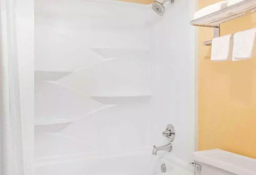 スタンダードルーム, Travelodge By Wyndham Chattanooga/hamilton Place