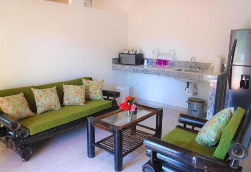 풀장 전망 스위트, Coco Beach Village