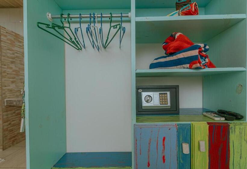 스탠다드 스튜디오 킹침대, Coco Beach Village