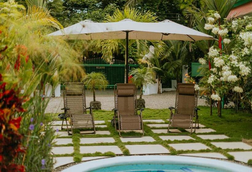 스탠다드 스튜디오 킹침대, Coco Beach Village