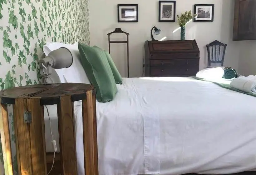Deluxe room with river view, Quinta Da Travessa   Douro