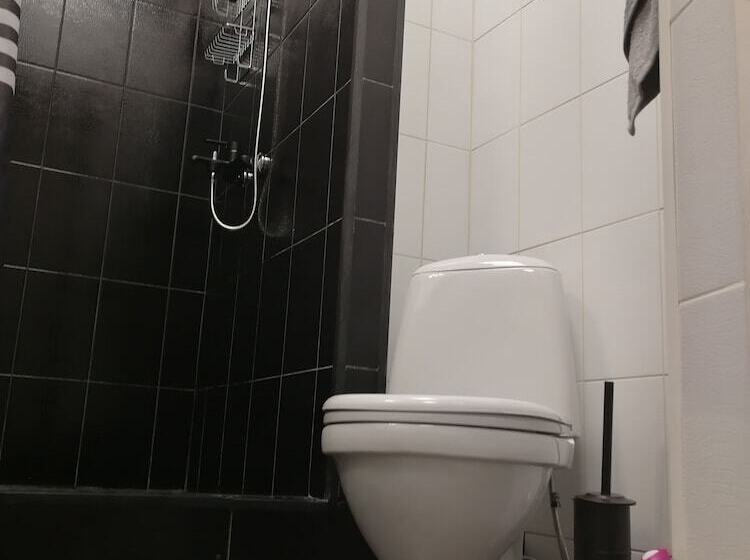 اتاق لوکس, Good Night Rooms & Hostel