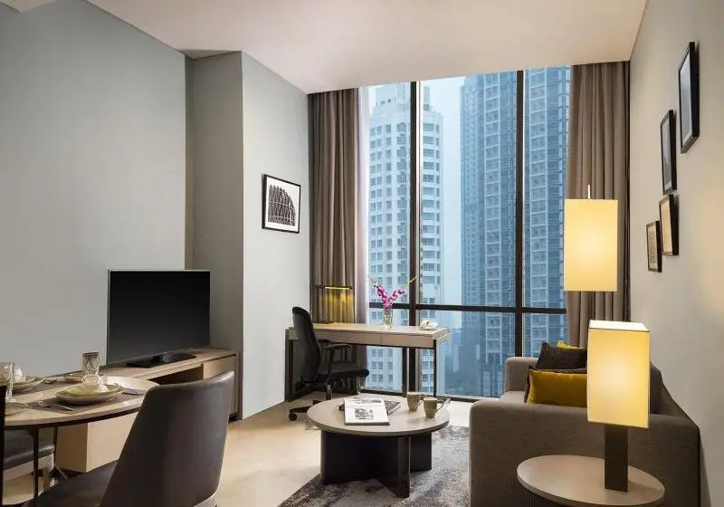プールビュースイート, Mangkuluhur Residences By Lorin