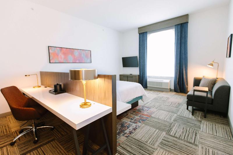 חדר דחוקס עם מיטת קינג, Hilton Garden Inn Winter Park