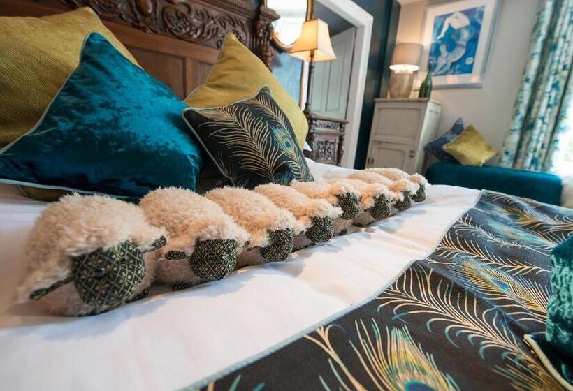 Suite, The Woolpack Inn