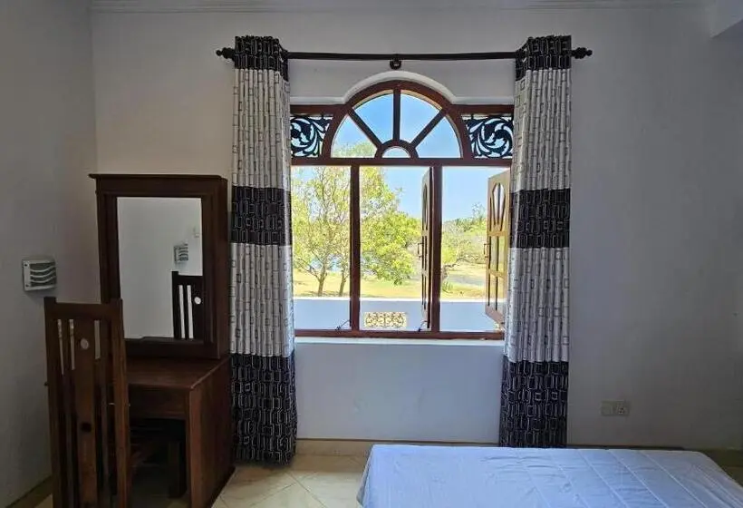 デラックスルーム, Grand Villa Kalametiya