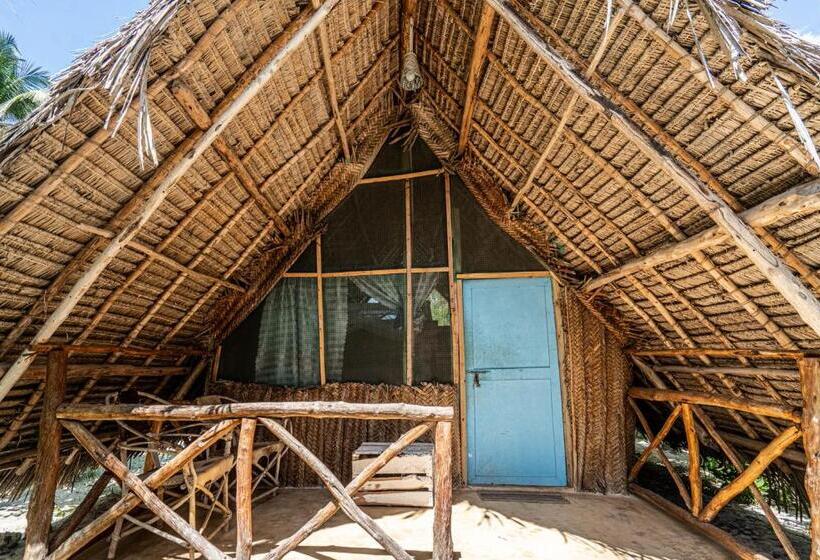 Номер Стандарт Вид на Сад, Paje Beach Bandas