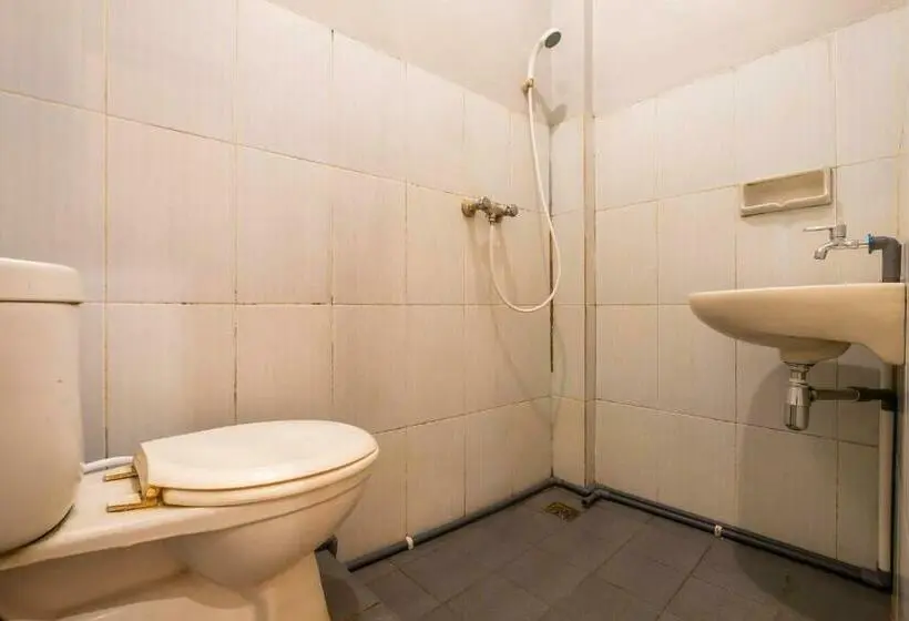 スタンダードルーム, Oyo 2625 Pondok Penginapan Patradisa