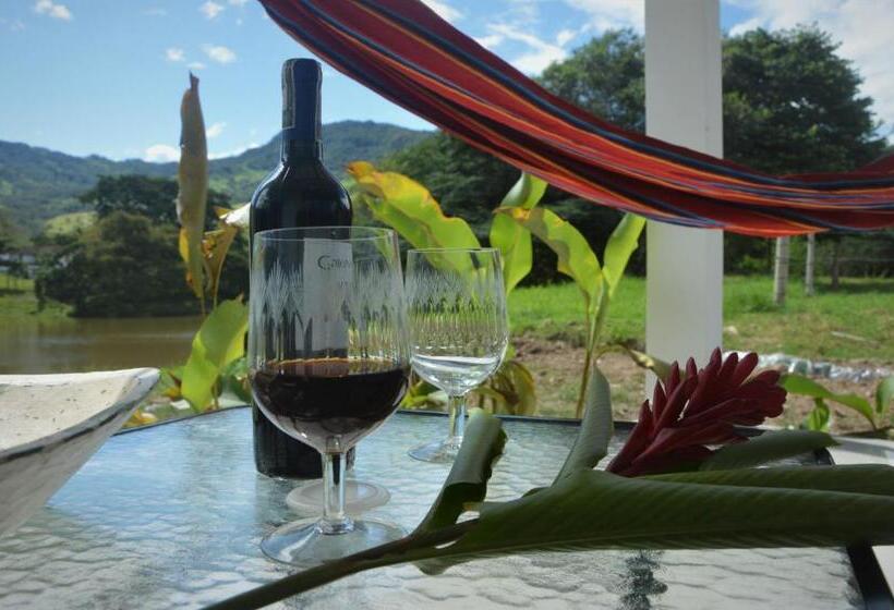 Номер Deluxe, San Juan De Los Guayabos