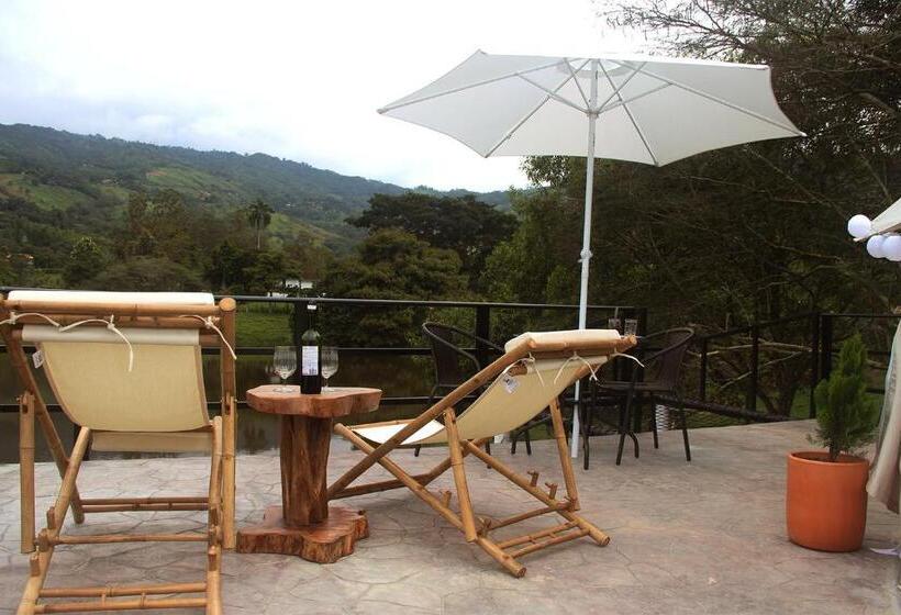 Standard Tent, San Juan De Los Guayabos