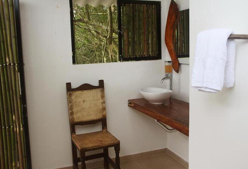 Standard Tent, San Juan De Los Guayabos