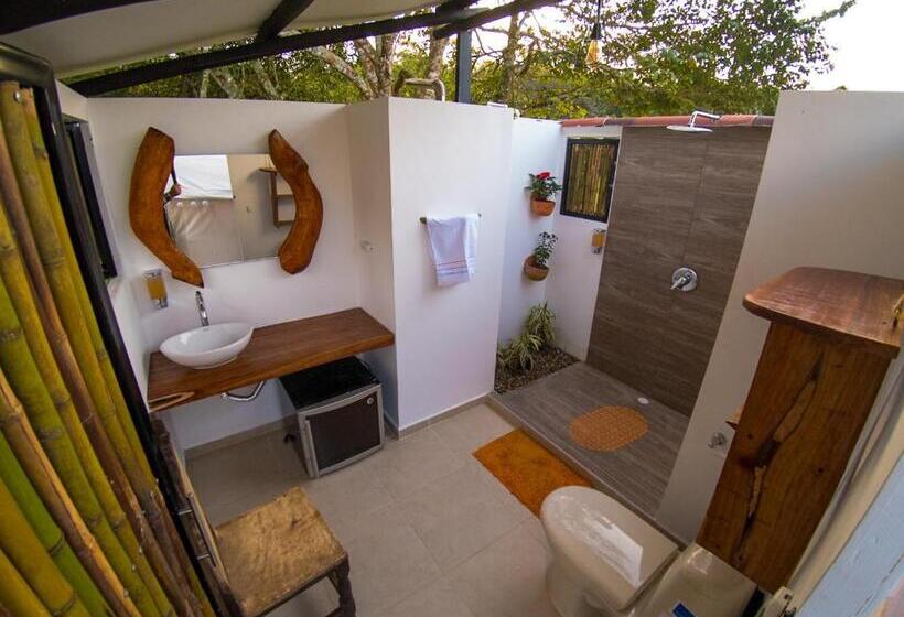 Standard Tent, San Juan De Los Guayabos