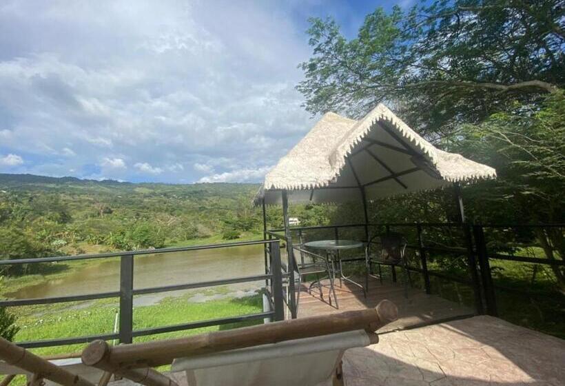 Standard Tent, San Juan De Los Guayabos