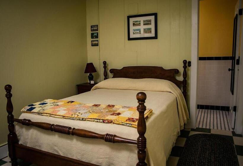 غرفة قياسية, Rockwood Motor Court