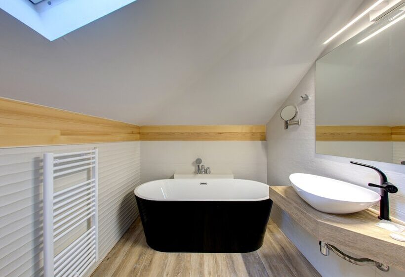 Deluxe Room Mountain View, Diamond Rain Boutique