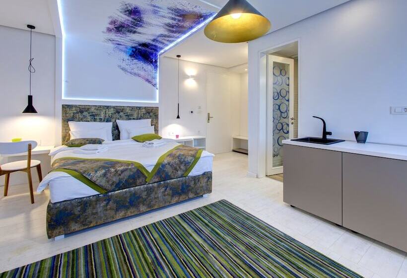 اتاق سوپریور, Diamond Rain Boutique