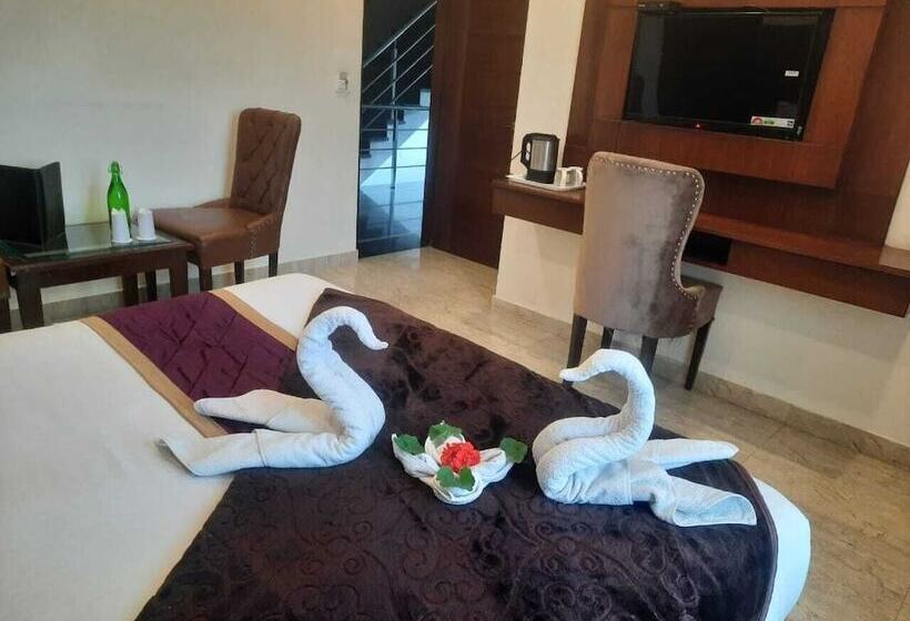 デラックスルーム, Cross Winds West