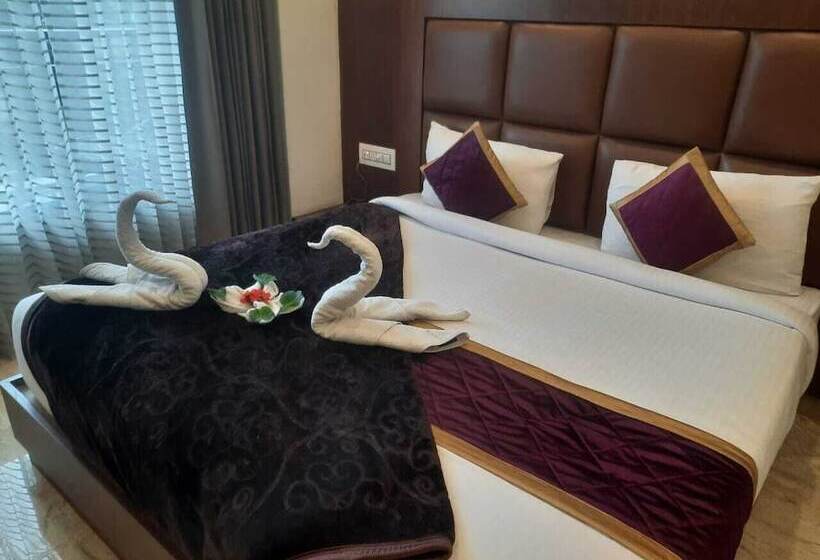 デラックスルーム, Cross Winds West