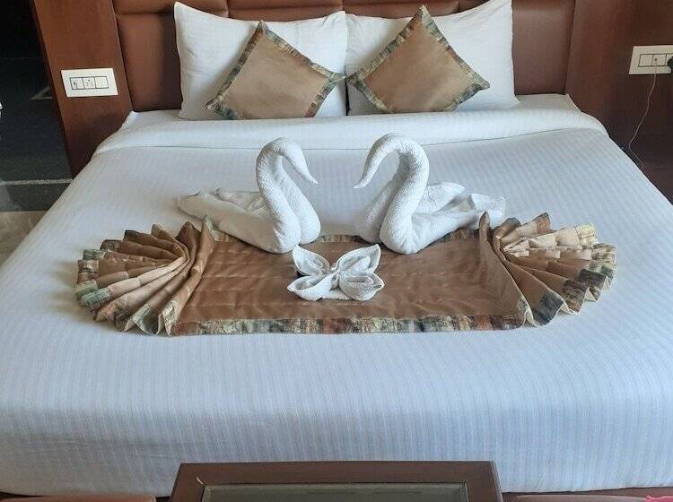 デラックスルーム, Cross Winds West