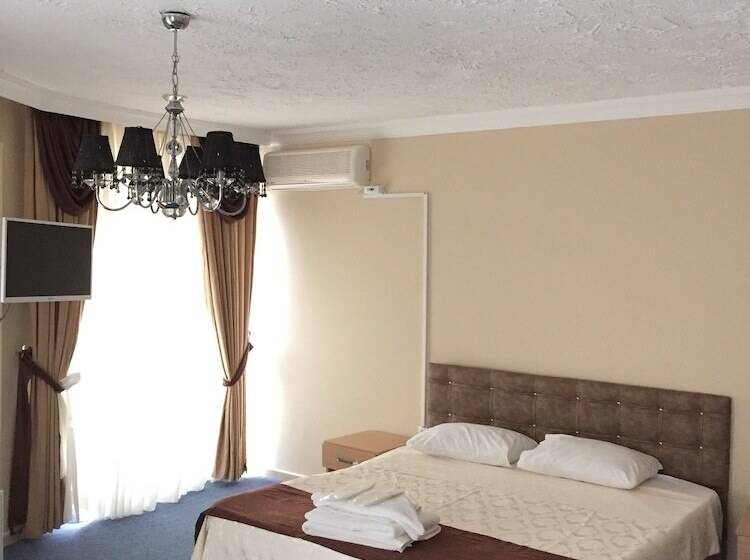 スタンダードルーム, Ova Otel