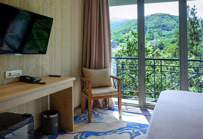 سوئیت جونیور با چشم‌انداز کوهستان, Aurora Resort By Stellar Hotels, Tsaghkadzor