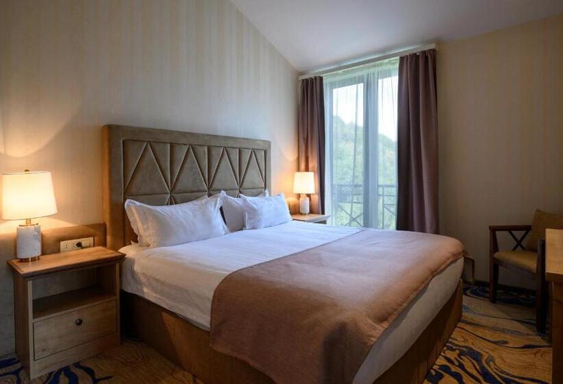 سوئیت با تخت بزرگ, Aurora Resort By Stellar Hotels, Tsaghkadzor