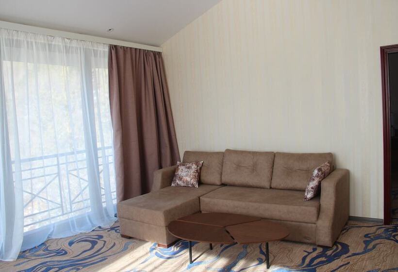 سوییت اجرایی, Aurora Resort By Stellar Hotels, Tsaghkadzor