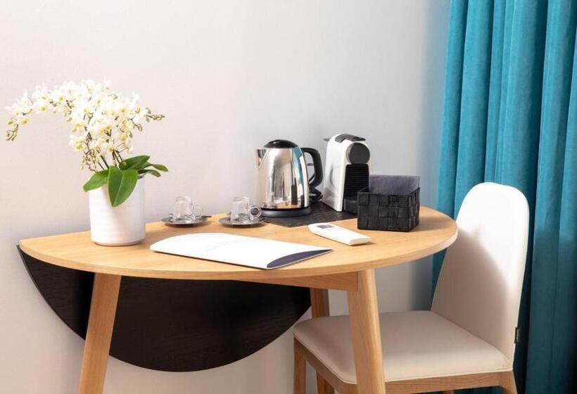 Номер Стандарт Вид на Море, Le Jardin D'emile