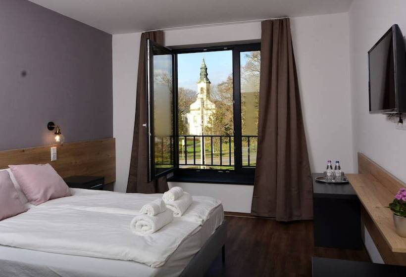 غرفة ديلوكس, Ludwig