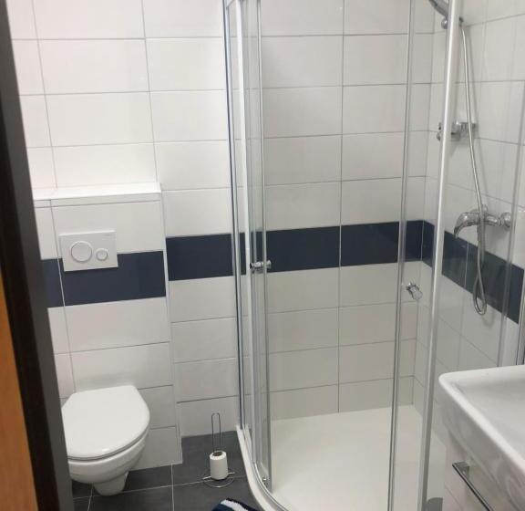 1ベッドルームアパートメント, Kubovka 63