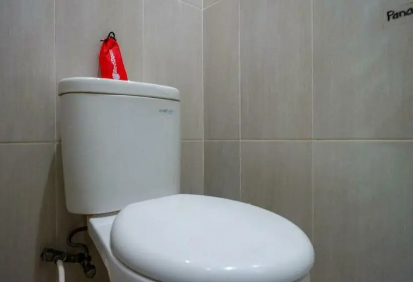 スタンダードルーム, Reddoorz @ Hotel Bravo Pantai Kamali Bau Bau