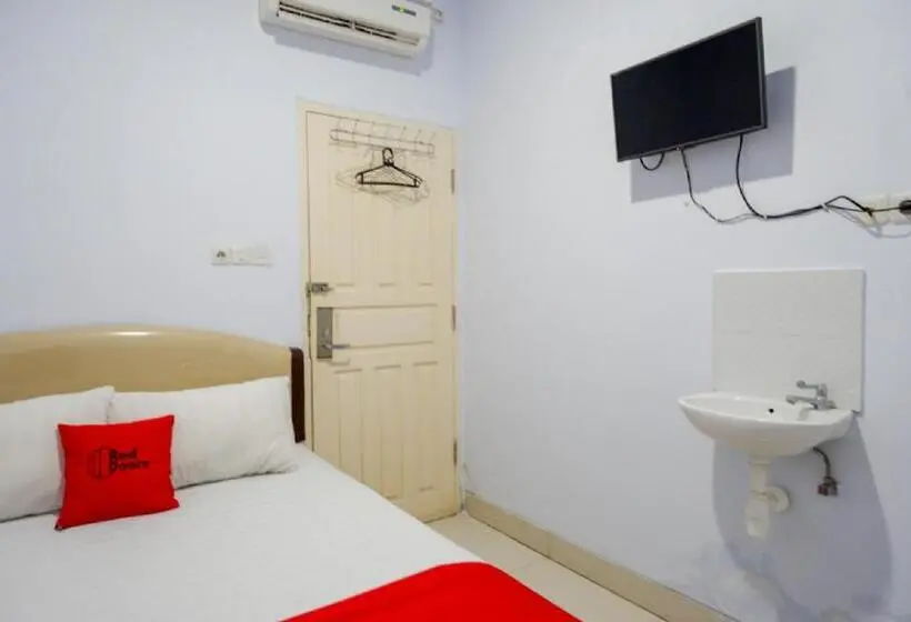 エコノミールーム, Reddoorz @ Hotel Bravo Pantai Kamali Bau Bau