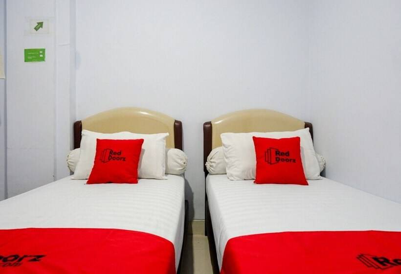 غرفة قياسية, Reddoorz @ Hotel Bravo Pantai Kamali Bau Bau