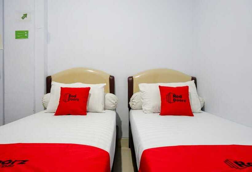 غرفة قياسية, Reddoorz @ Hotel Bravo Pantai Kamali Bau Bau