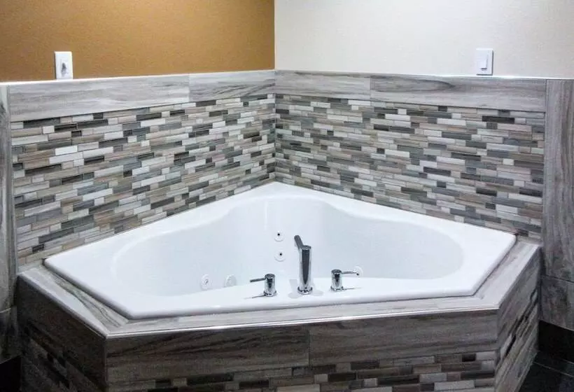 スイート, Quality Inn New London