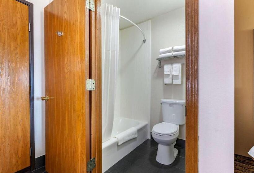 غرفة قياسية, Quality Inn New London