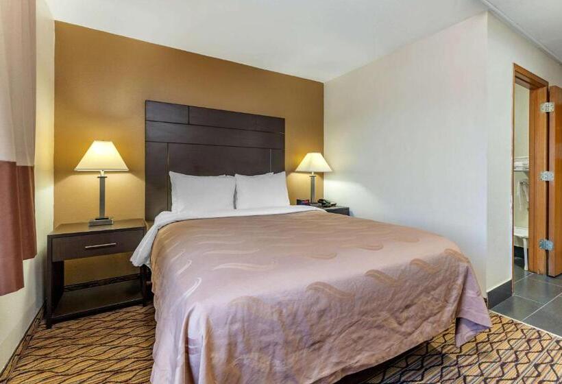 غرفة قياسية لذوى الاحتياجات الخاصة, Quality Inn New London