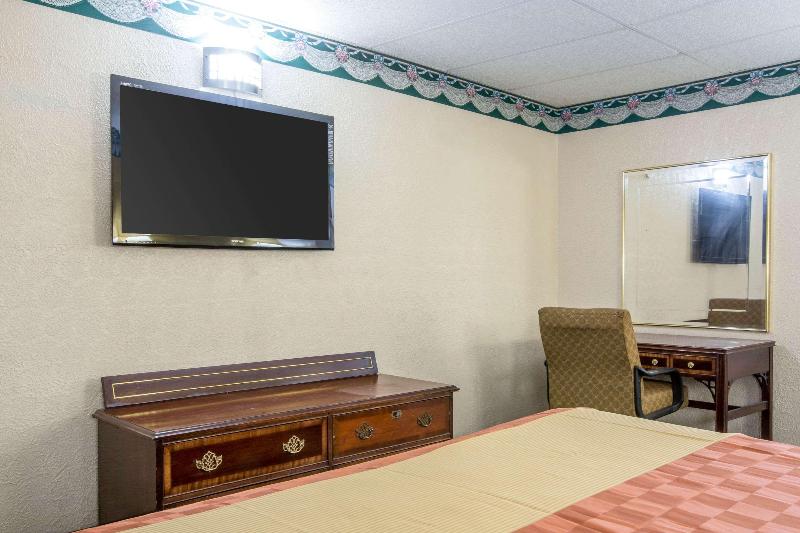 Стандартный Номер Кровать Кинг, Rodeway Inn