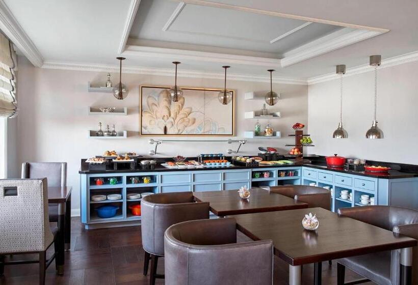 클럽 룸 킹침대, The Ritzcarlton, Tysons Corner