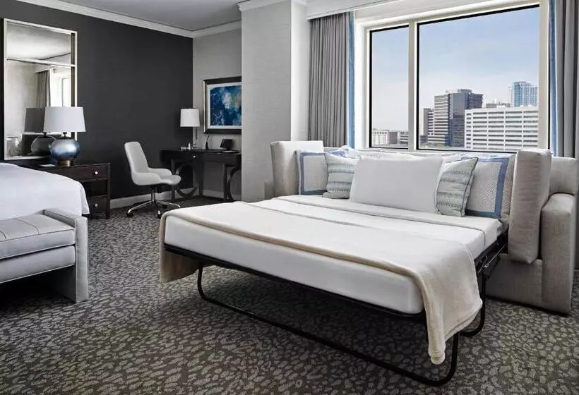 キングサイズベッドのスーペリアルーム, The Ritzcarlton, Tysons Corner