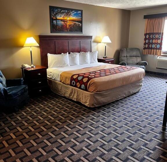 Стандартный Номер Кровать Кинг, Sky Lodge Inn & Suites  Delavan
